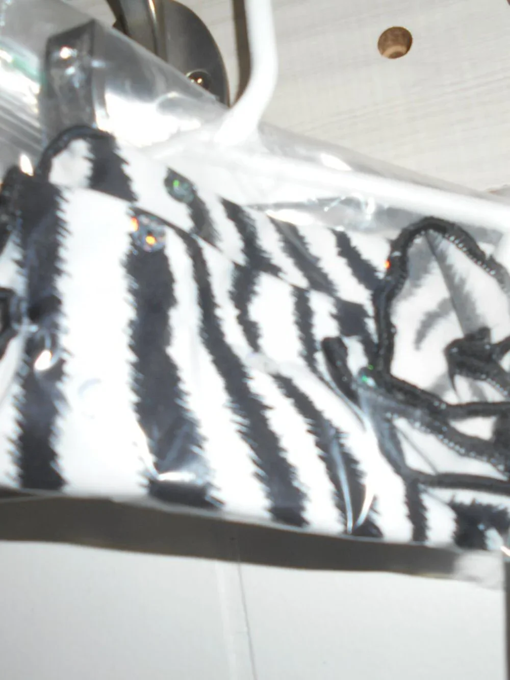 Zebra Leo w/Wrist Cuffs-Large Child-NWOT